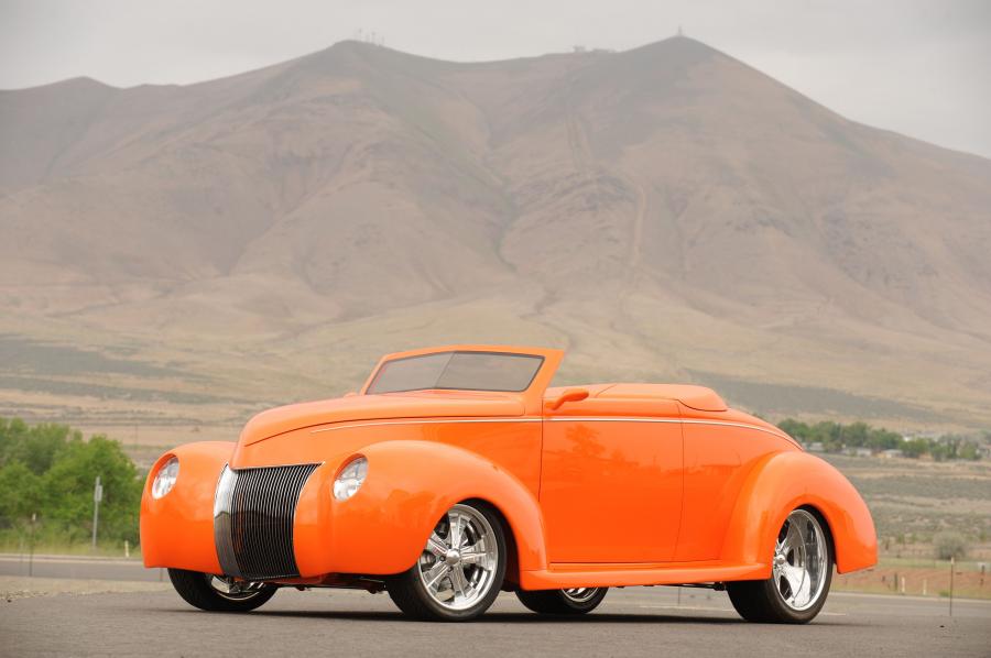  Ford Orange Crush Custom Roadster 1939 года  (фото 1 из 6)